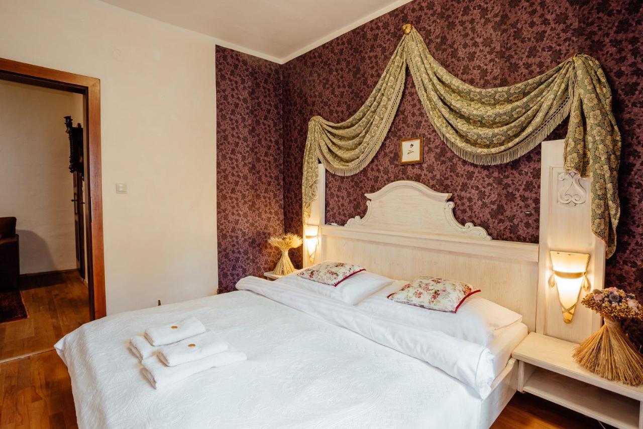 Hotel Barcadam Banská Štiavnica Buitenkant foto