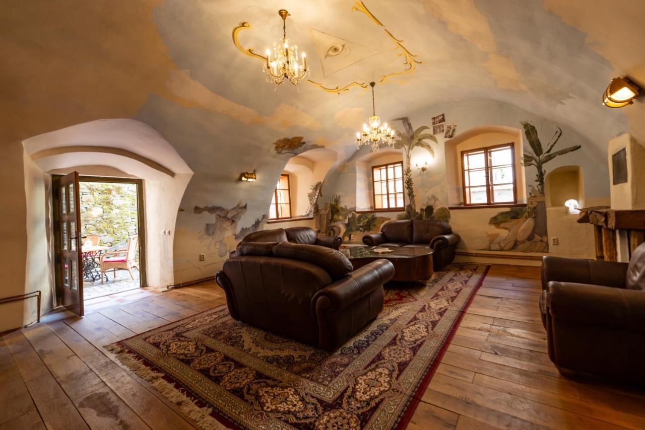 Hotel Barcadam Banská Štiavnica Buitenkant foto