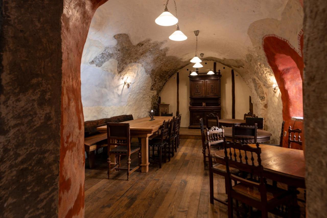 Hotel Barcadam Banská Štiavnica Buitenkant foto